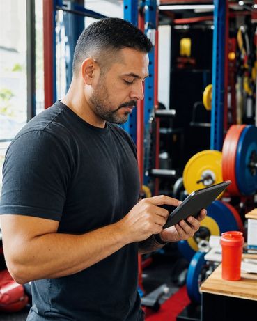 Dueño de gimnasio con app de reservas